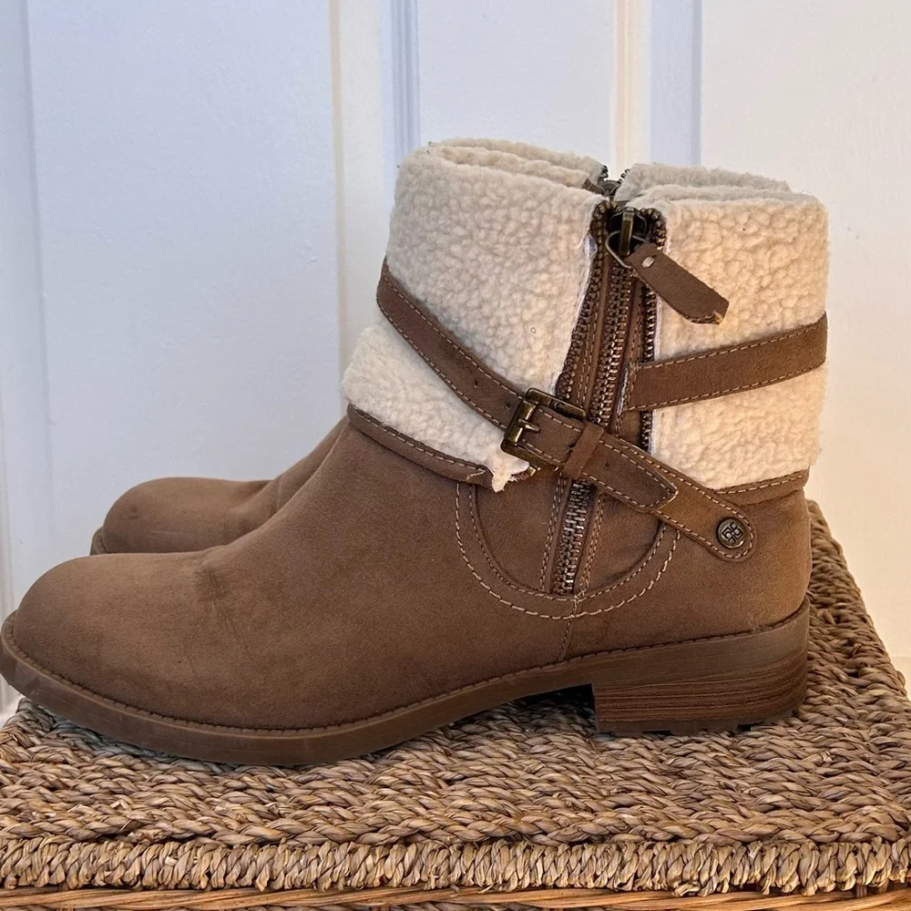 Liz Claiborne Ankle‎ Boots Faux Fur Side Zip 10M